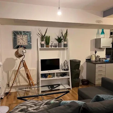 Lovely 1-bed Studio In